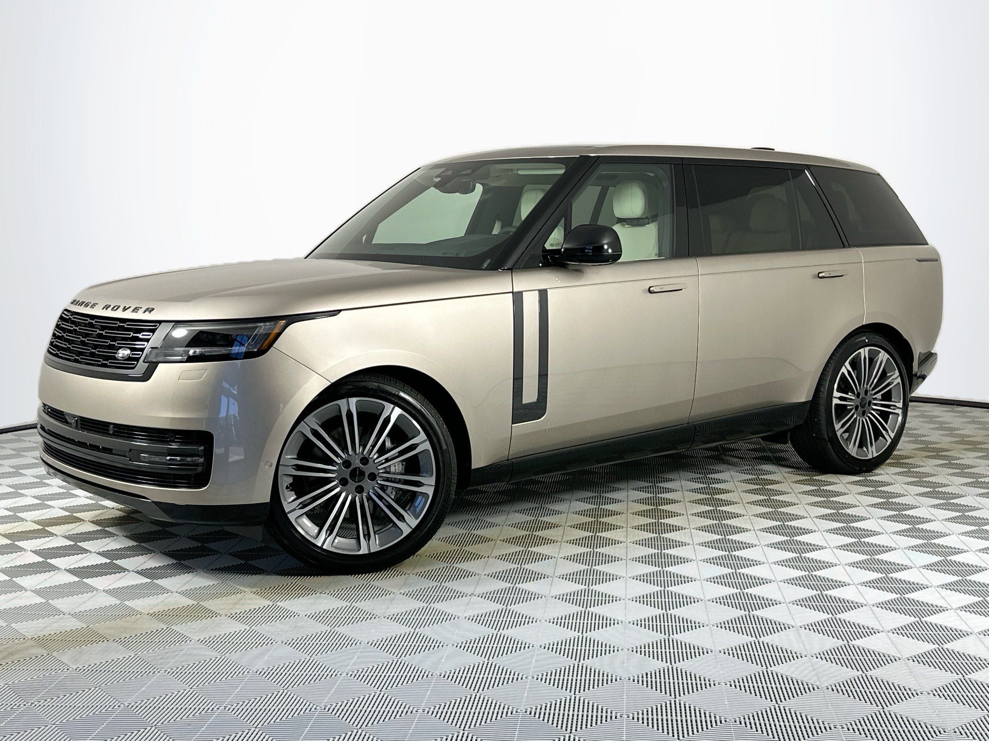 2026 Land Rover Range Rover SE LWB