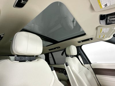 2026 Land Rover Range Rover SE LWB