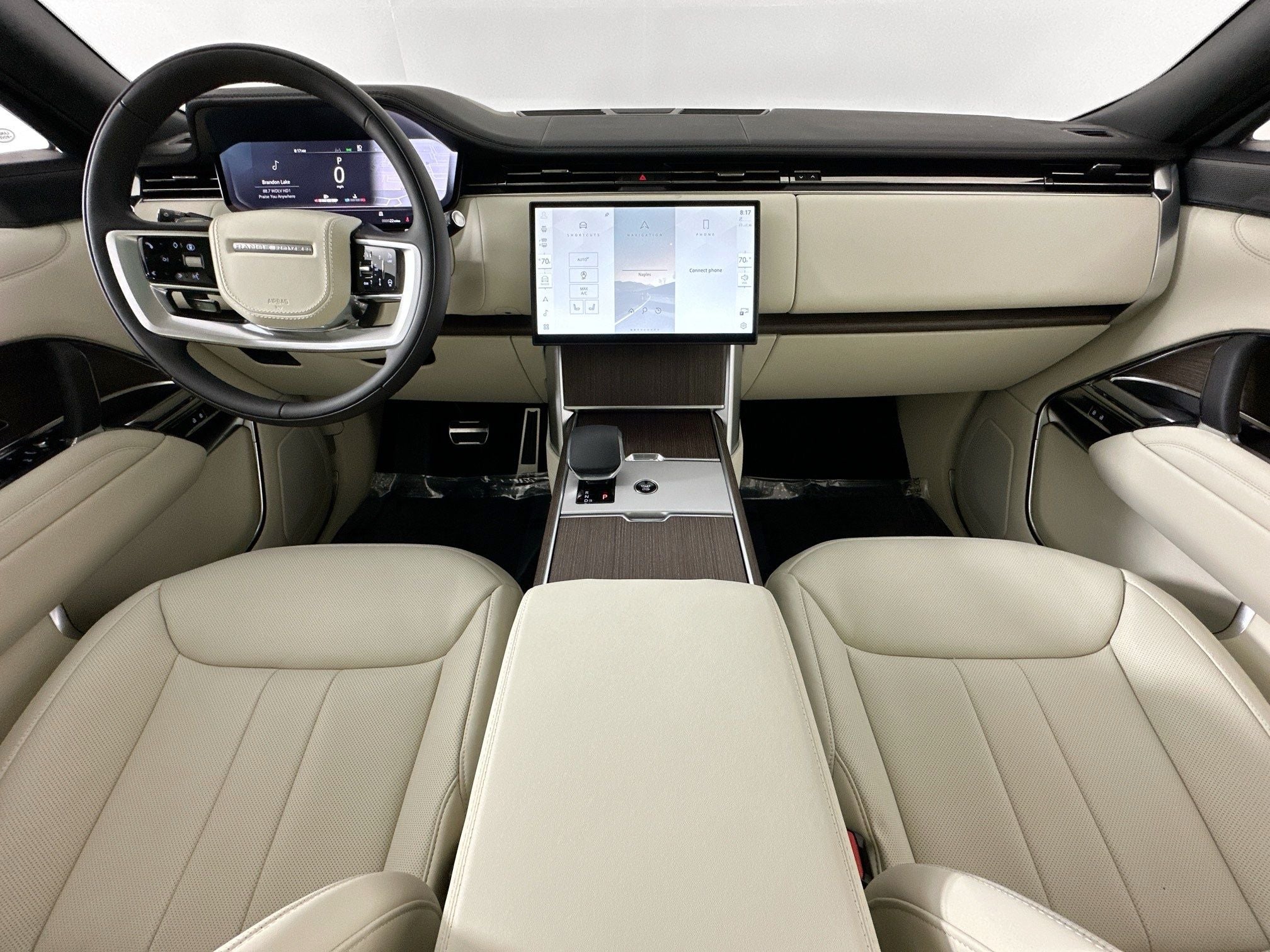 2026 Land Rover Range Rover SE LWB