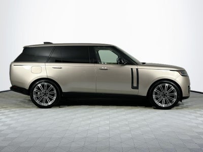2026 Land Rover Range Rover SE LWB
