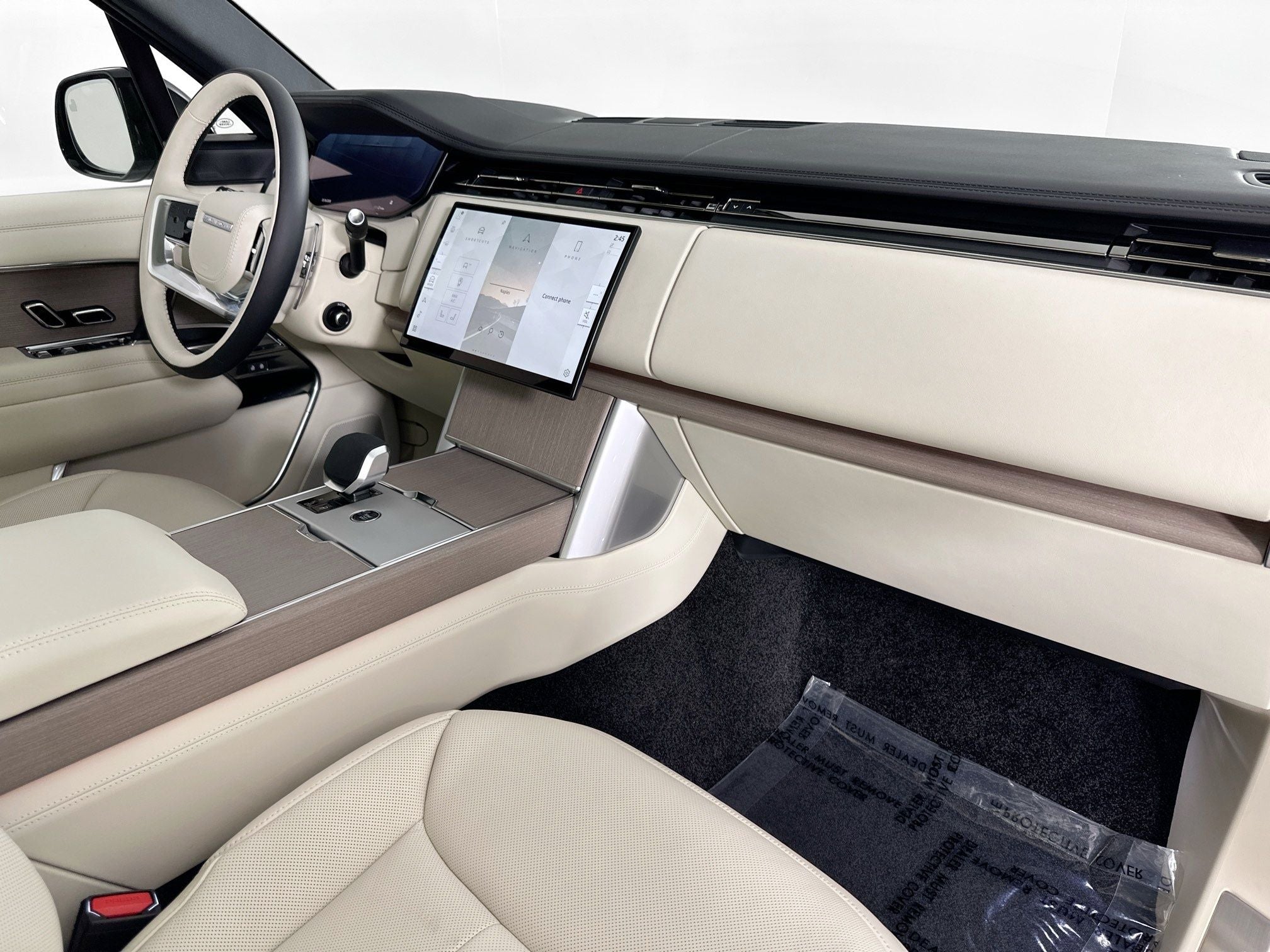 2026 Land Rover Range Rover SE LWB