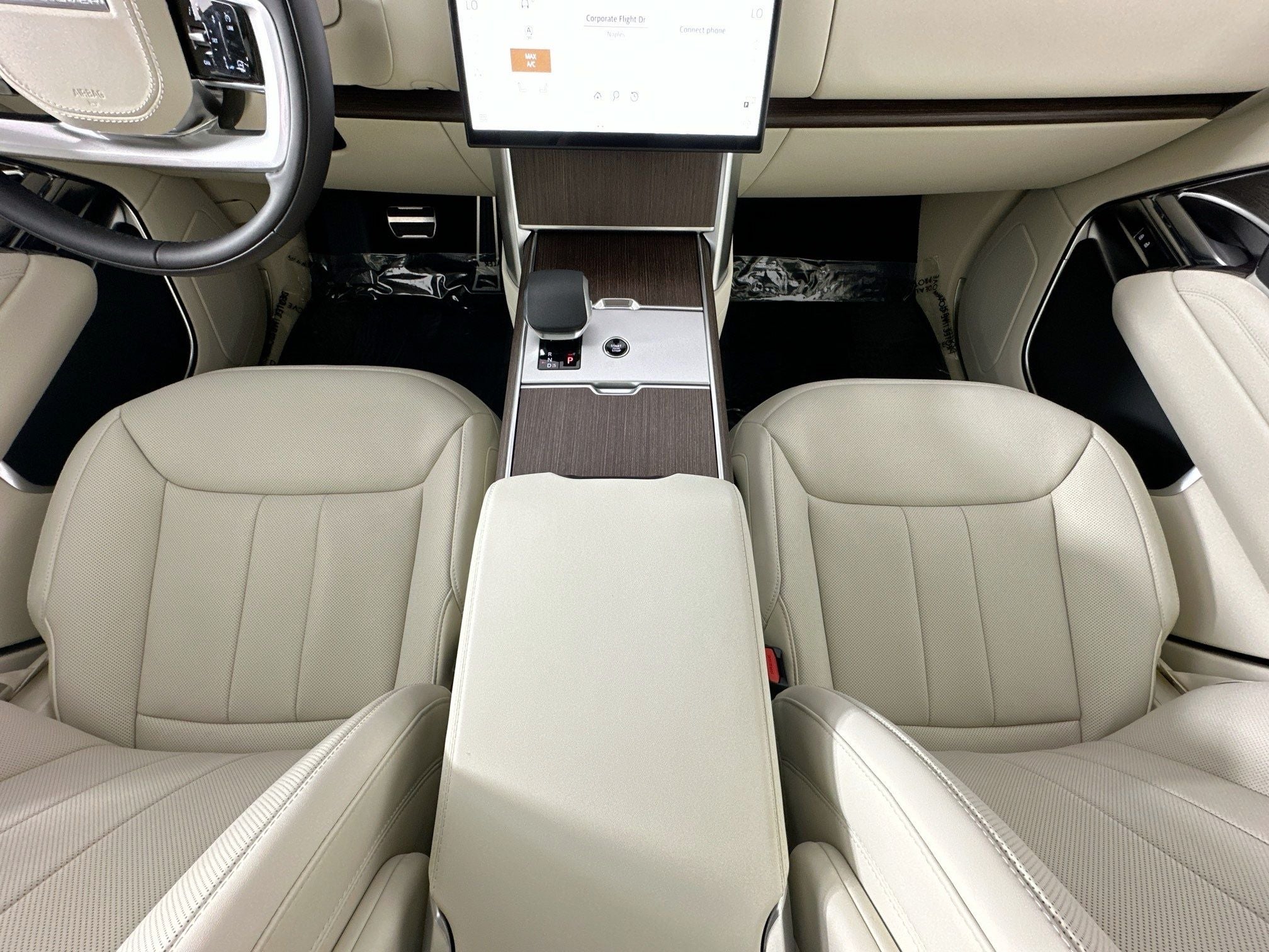 2026 Land Rover Range Rover SE LWB