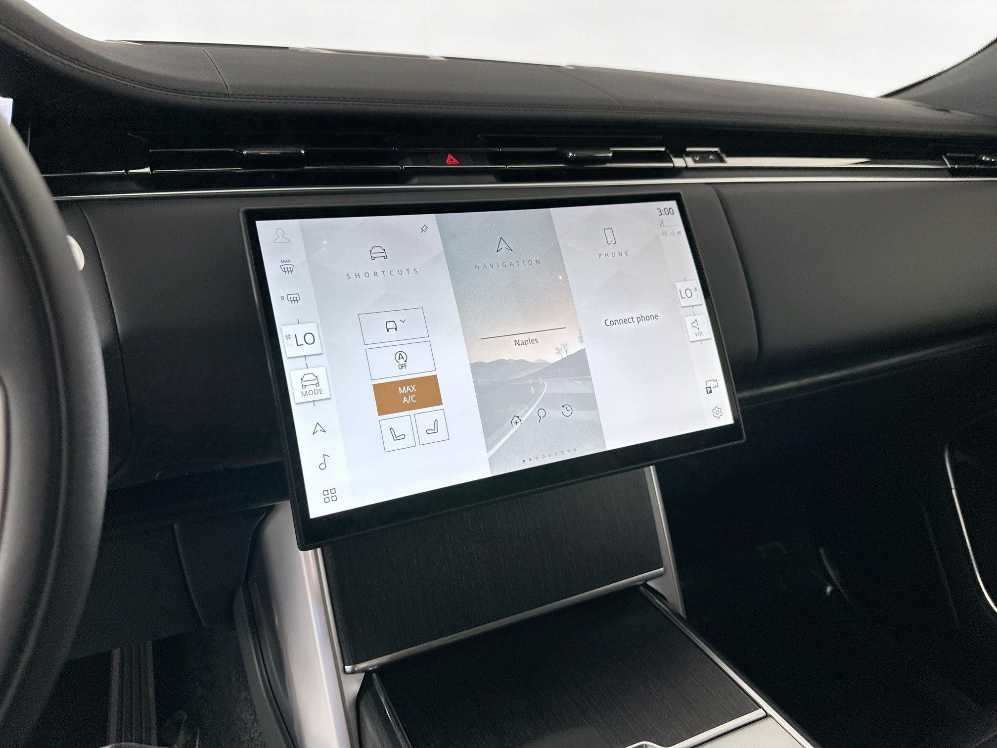 2026 Land Rover Range Rover SE LWB