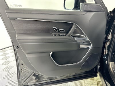 2026 Land Rover Range Rover SE LWB