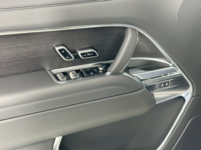2026 Land Rover Range Rover SE LWB