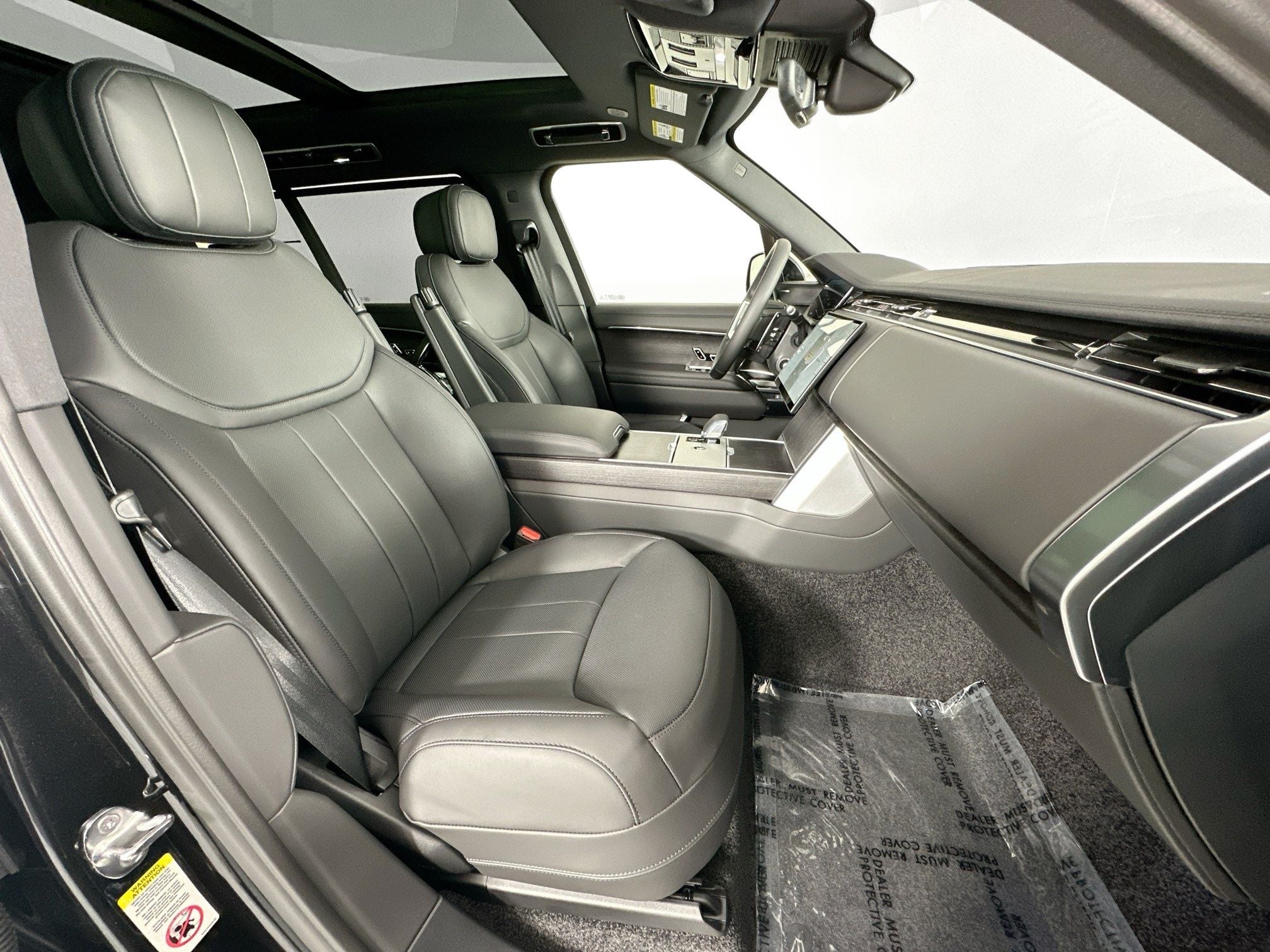 2026 Land Rover Range Rover SE LWB