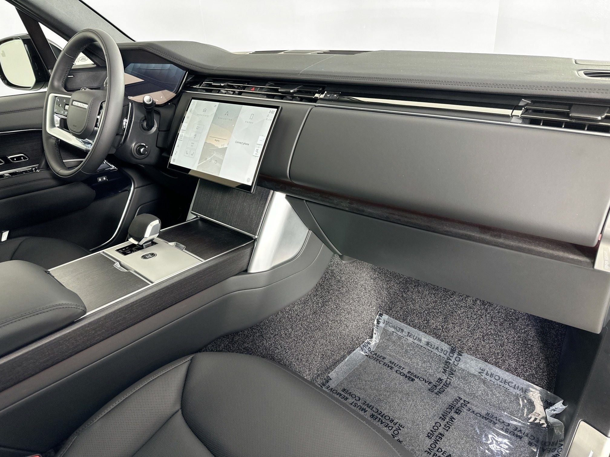 2026 Land Rover Range Rover SE LWB