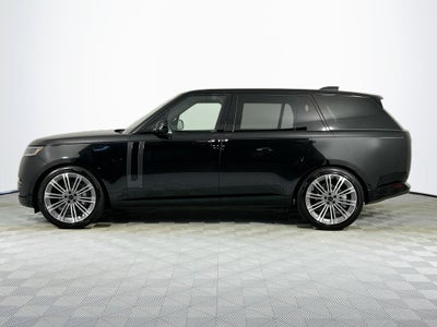 2026 Land Rover Range Rover SE LWB