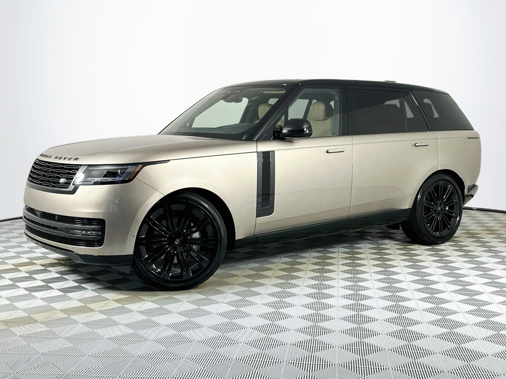2027 Land Rover Range Rover SE LWB