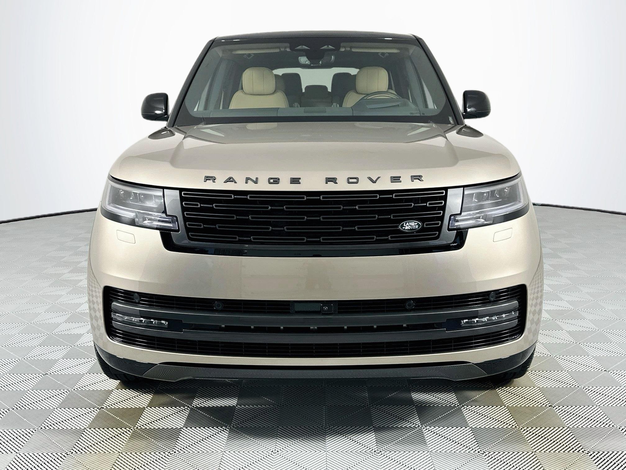 2027 Land Rover Range Rover SE LWB