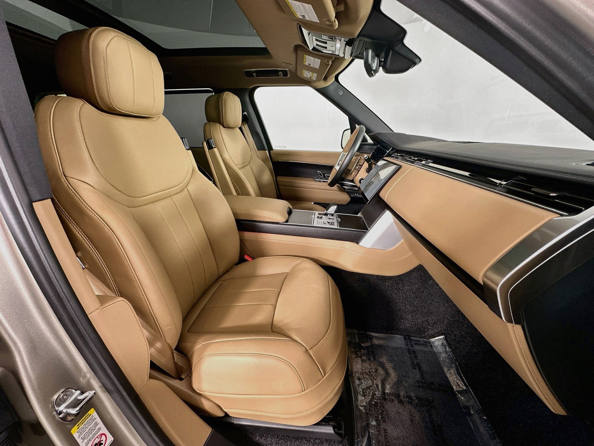 2027 Land Rover Range Rover SE LWB