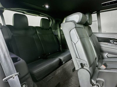 2023 Land Rover Range Rover SE LWB