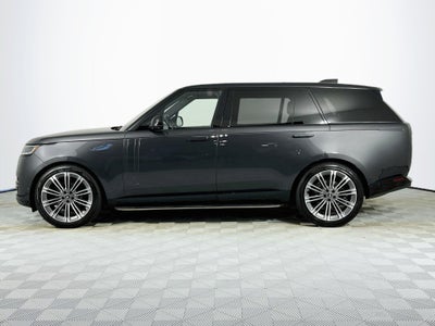 2023 Land Rover Range Rover SE LWB