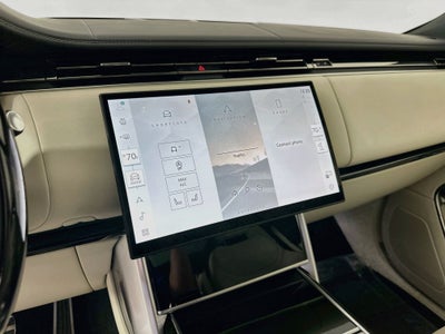 2026 Land Rover Range Rover SE LWB