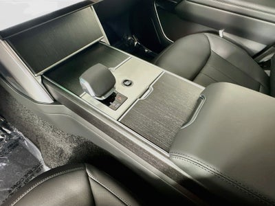 2026 Land Rover Range Rover SE LWB