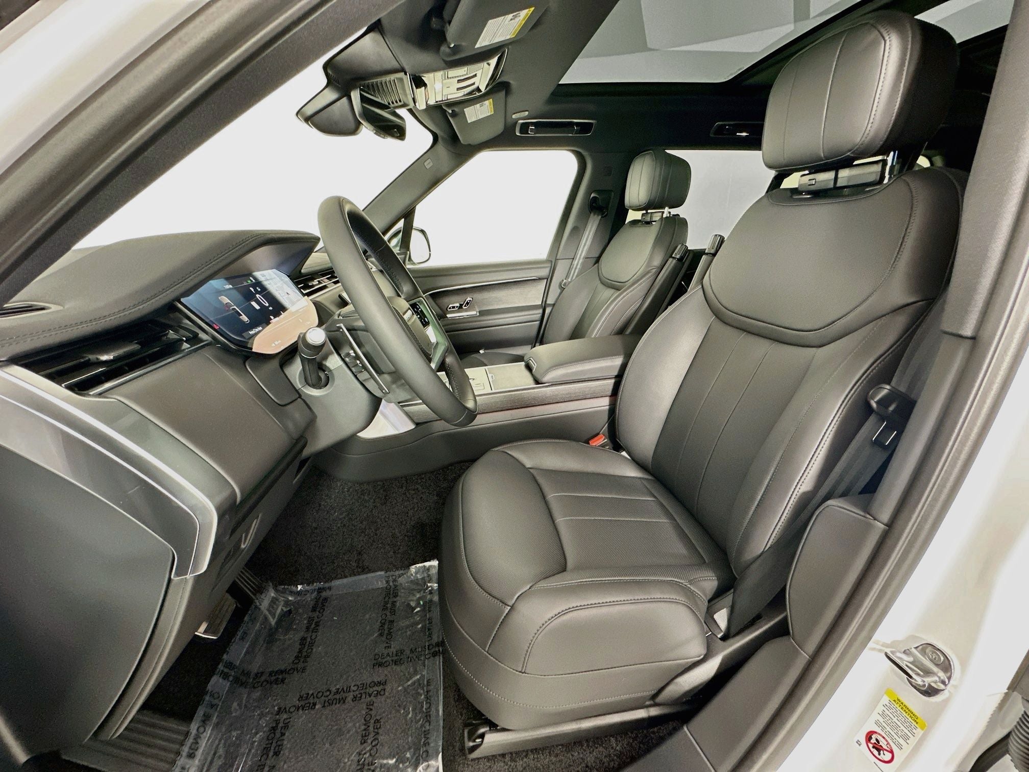 2026 Land Rover Range Rover SE LWB
