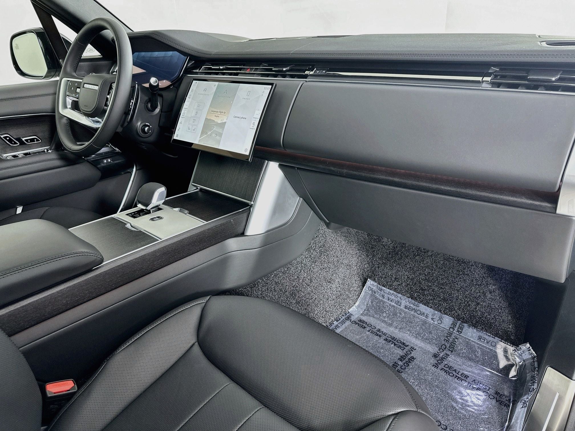 2026 Land Rover Range Rover SE LWB