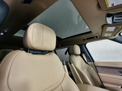 2025 Land Rover Range Rover SE LWB