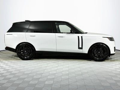 2025 Land Rover Range Rover SE LWB