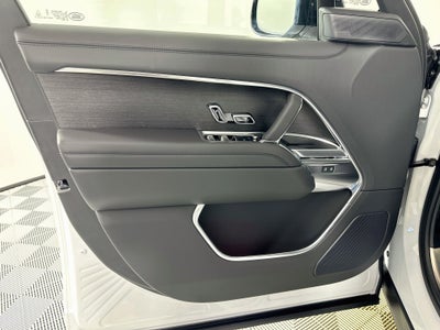 2026 Land Rover Range Rover SE LWB