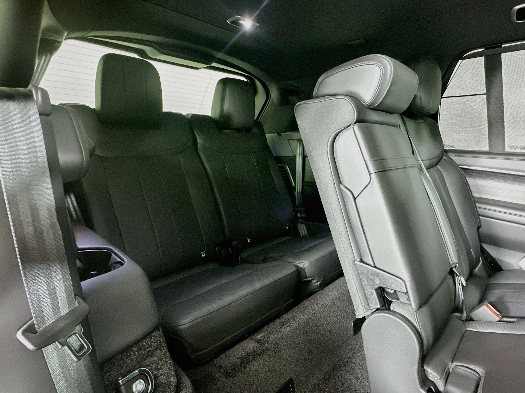 2026 Land Rover Range Rover SE LWB