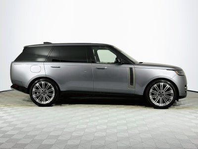 2027 Land Rover Range Rover SE LWB
