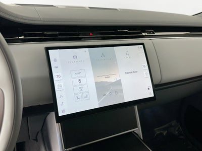 2026 Land Rover Range Rover SV