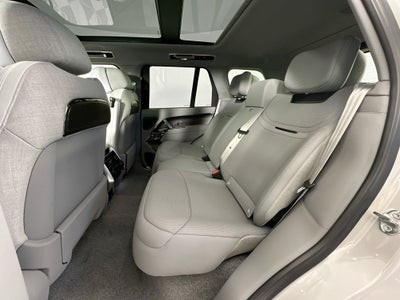 2026 Land Rover Range Rover SV