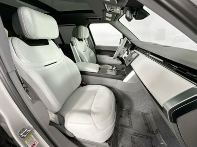 2026 Land Rover Range Rover SV