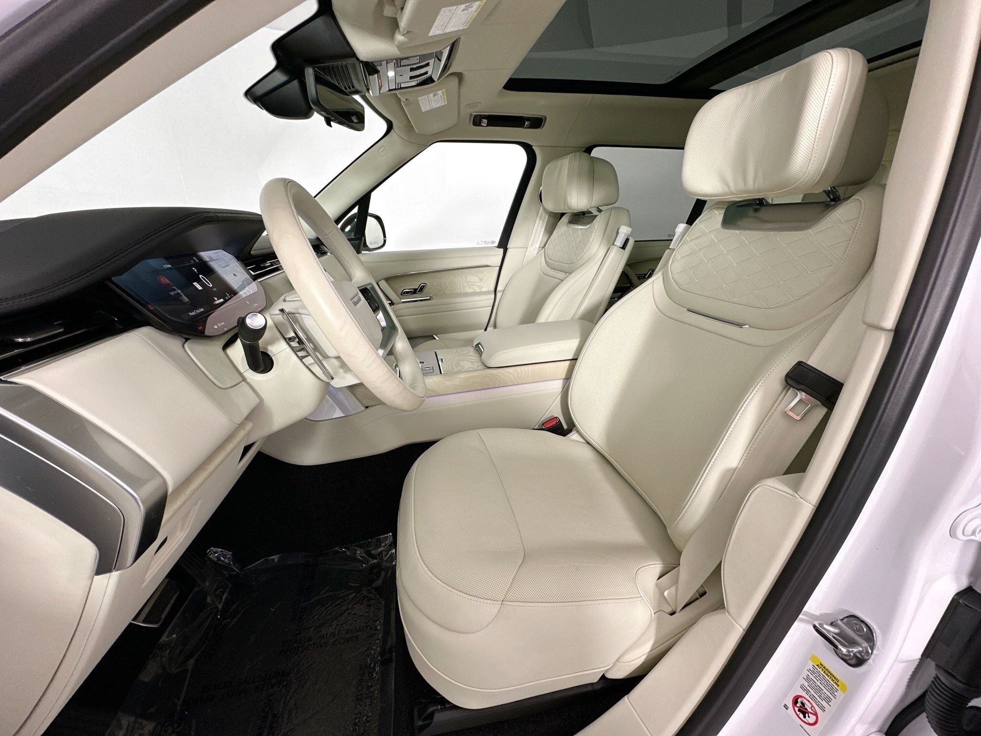 2026 Land Rover Range Rover SV LWB