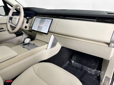 2026 Land Rover Range Rover SV LWB