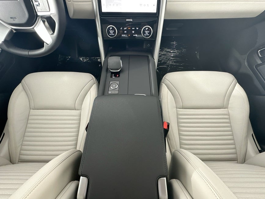 2024 Land Rover Discovery S in Naples, FL - Naples Luxury Imports