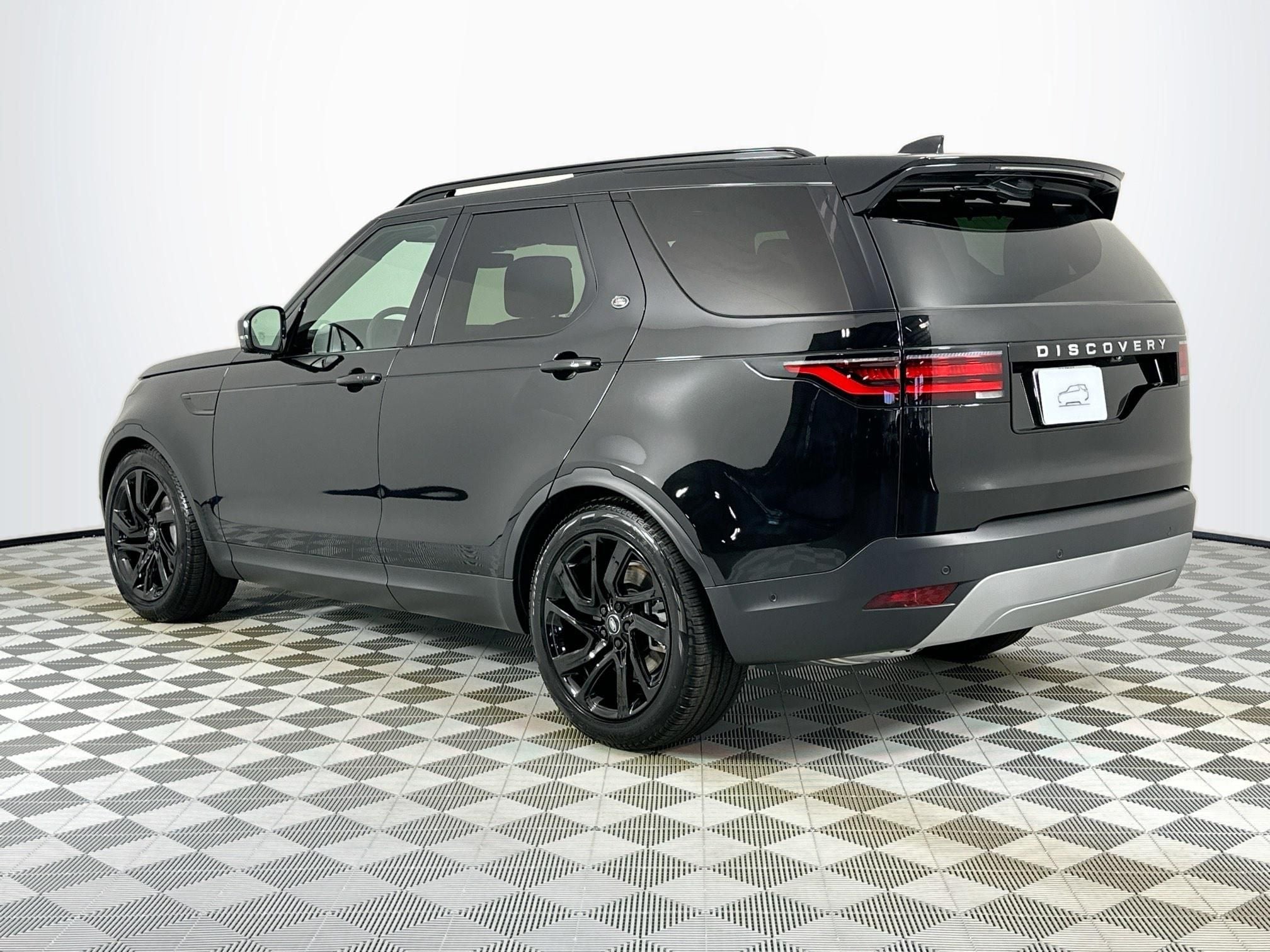 2025 Land Rover Discovery S