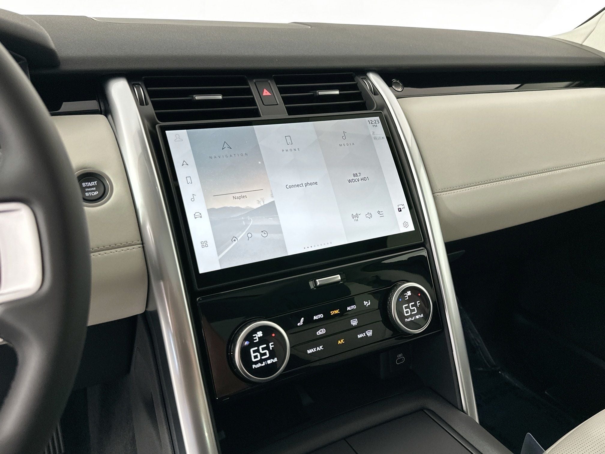 2025 Land Rover Discovery S