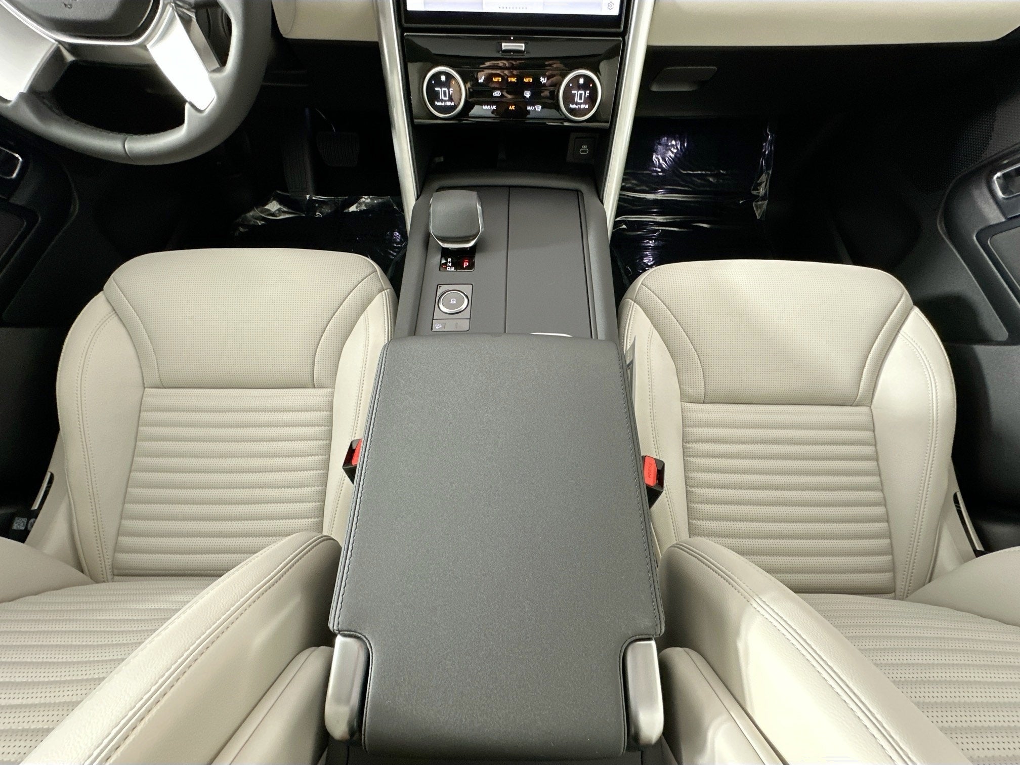 2025 Land Rover Discovery S