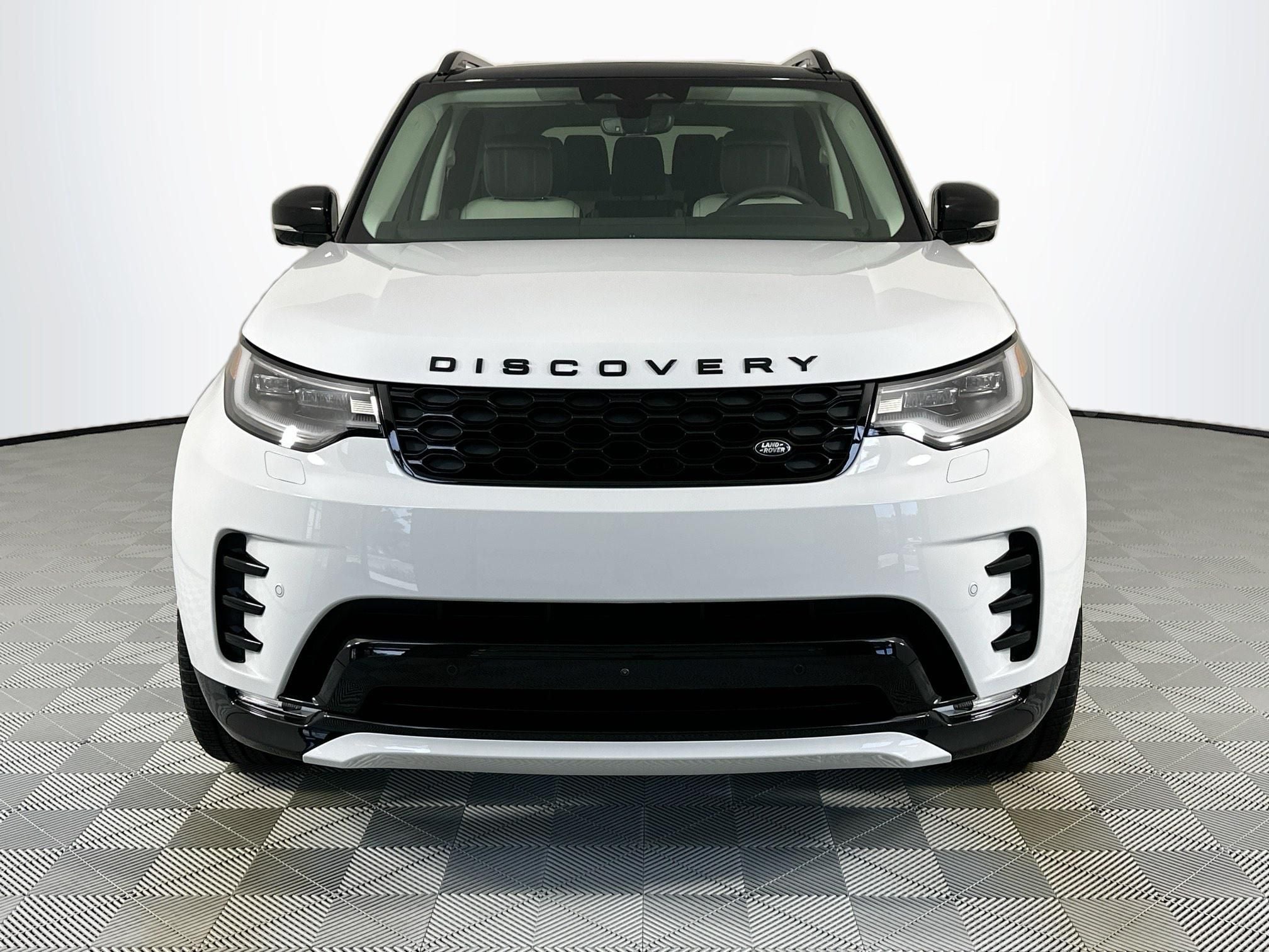 2026 Land Rover Discovery Dynamic SE