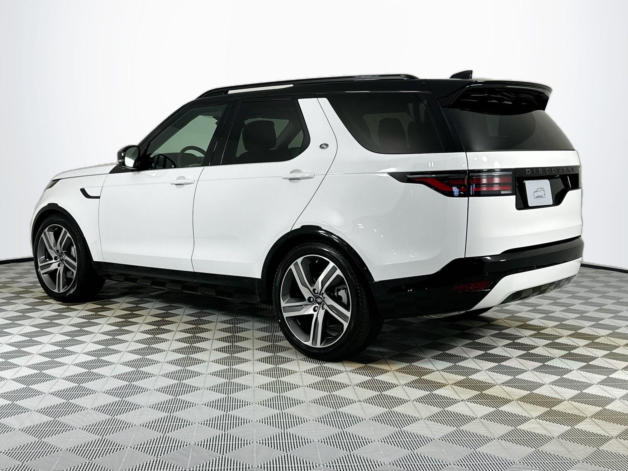 2026 Land Rover Discovery Dynamic SE