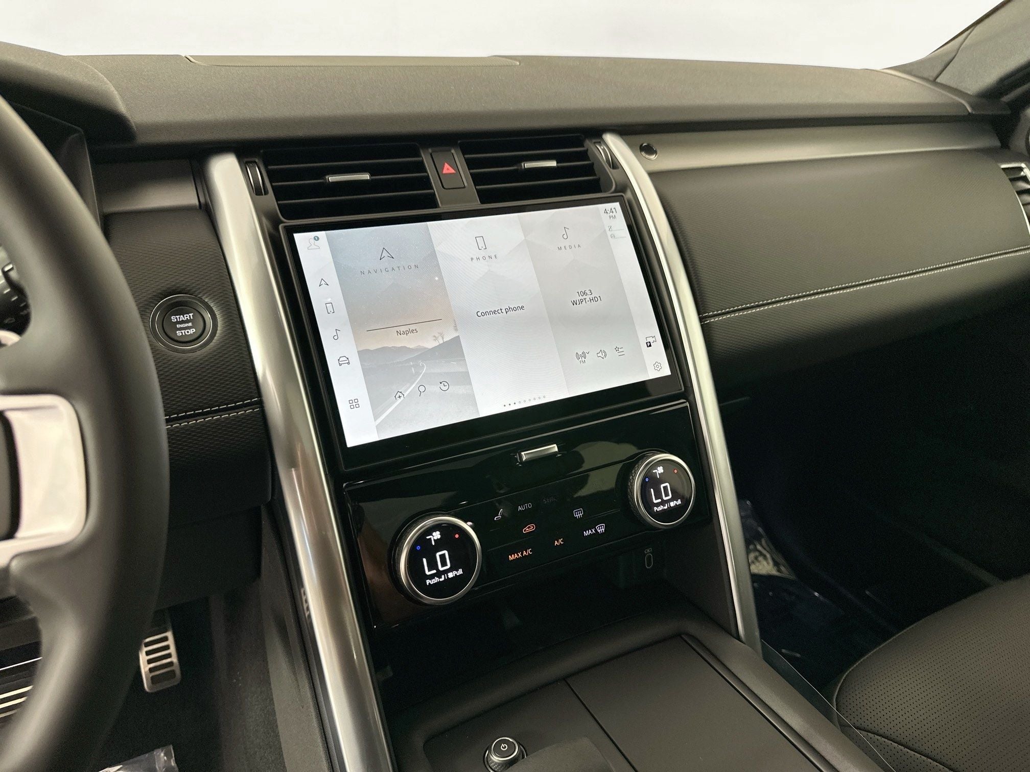 2026 Land Rover Discovery Dynamic SE