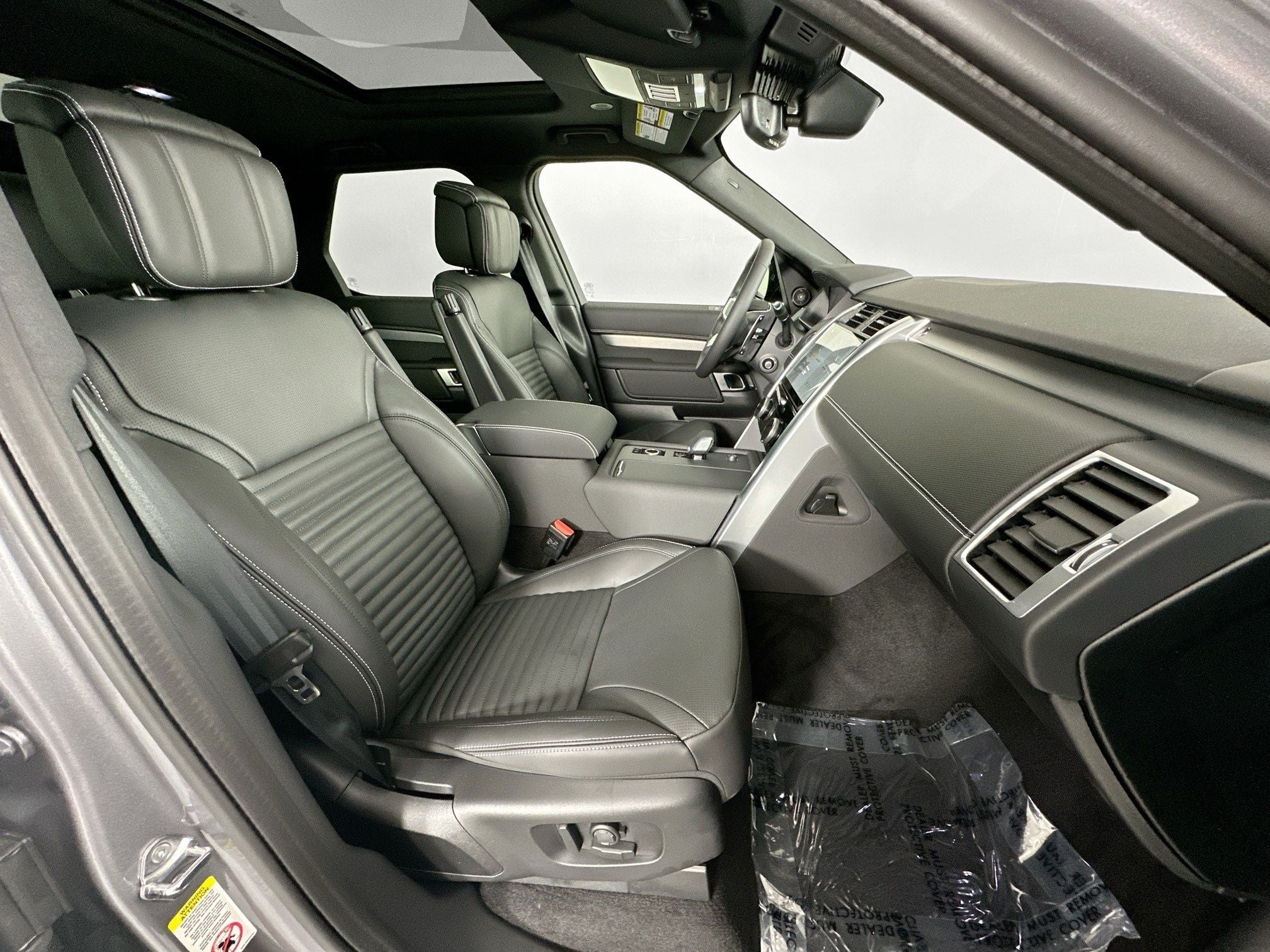 2026 Land Rover Discovery Dynamic SE