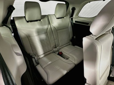 2026 Land Rover Discovery Dynamic SE