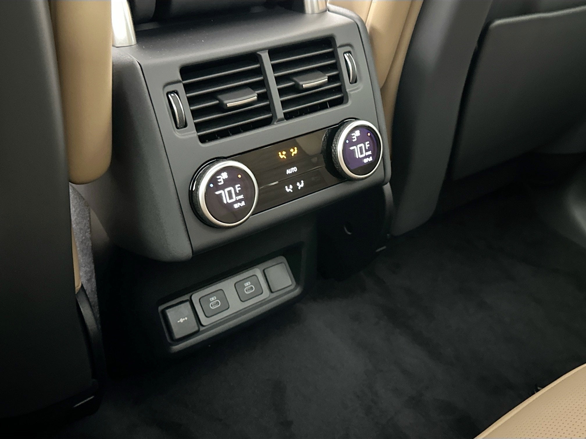 2026 Land Rover Discovery Dynamic SE