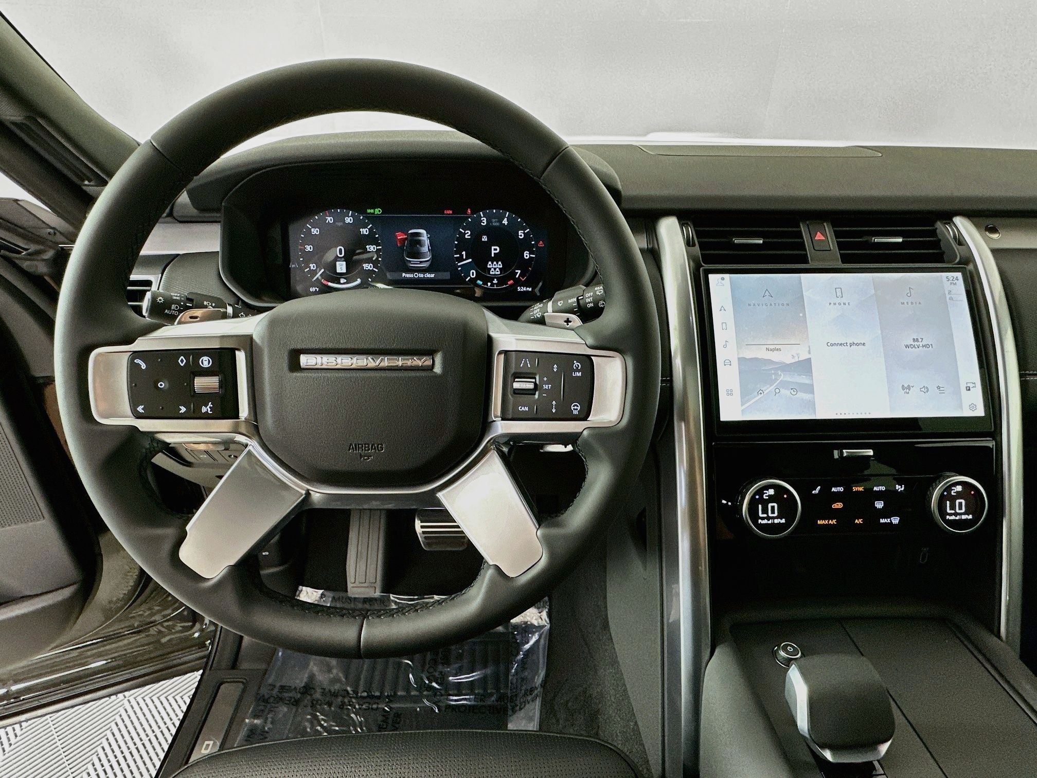 2026 Land Rover Discovery Dynamic SE