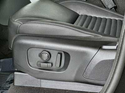 2026 Land Rover Discovery Dynamic SE