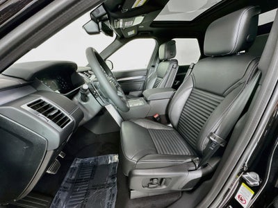 2026 Land Rover Discovery Dynamic SE