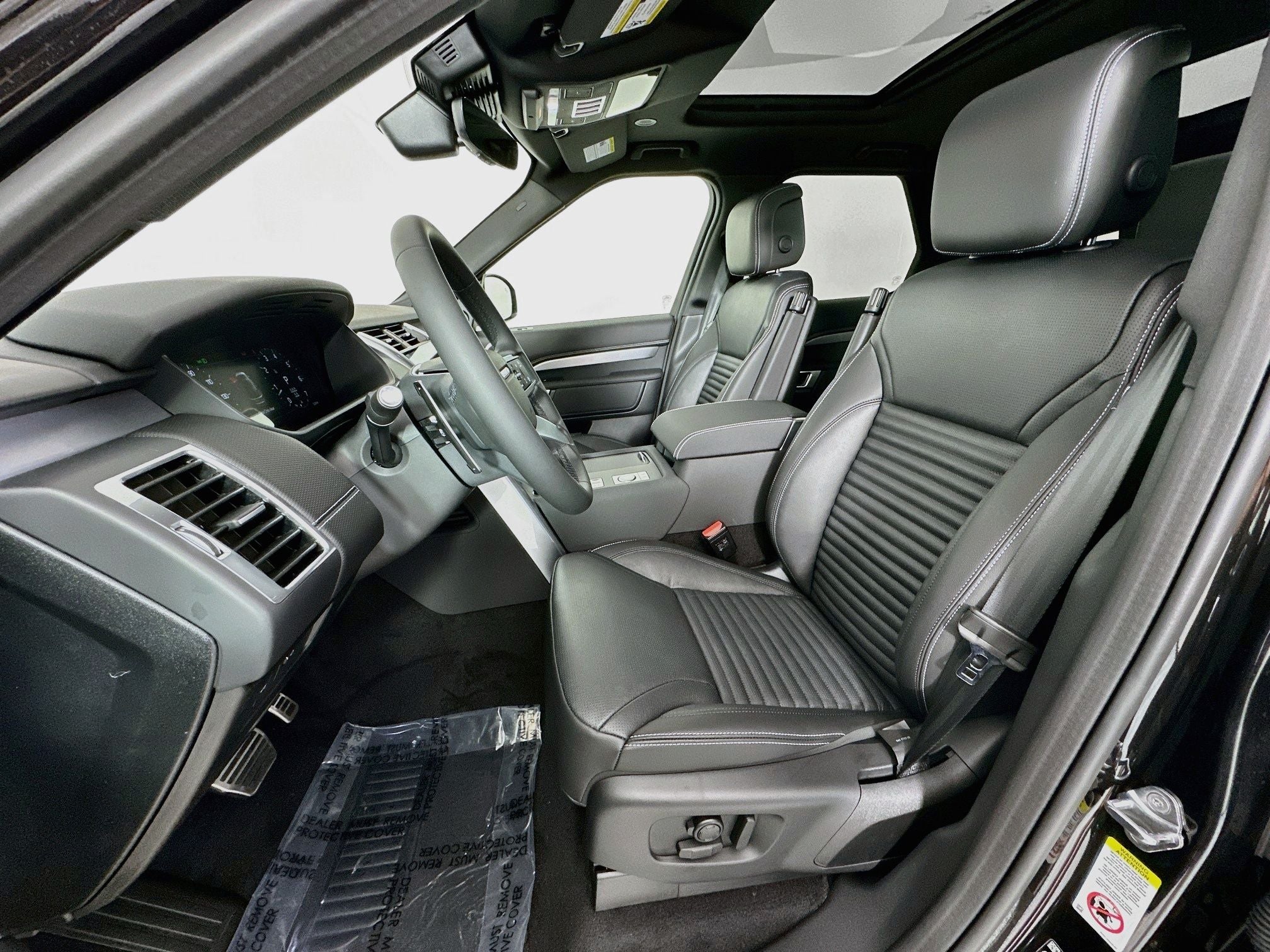 2026 Land Rover Discovery Dynamic SE