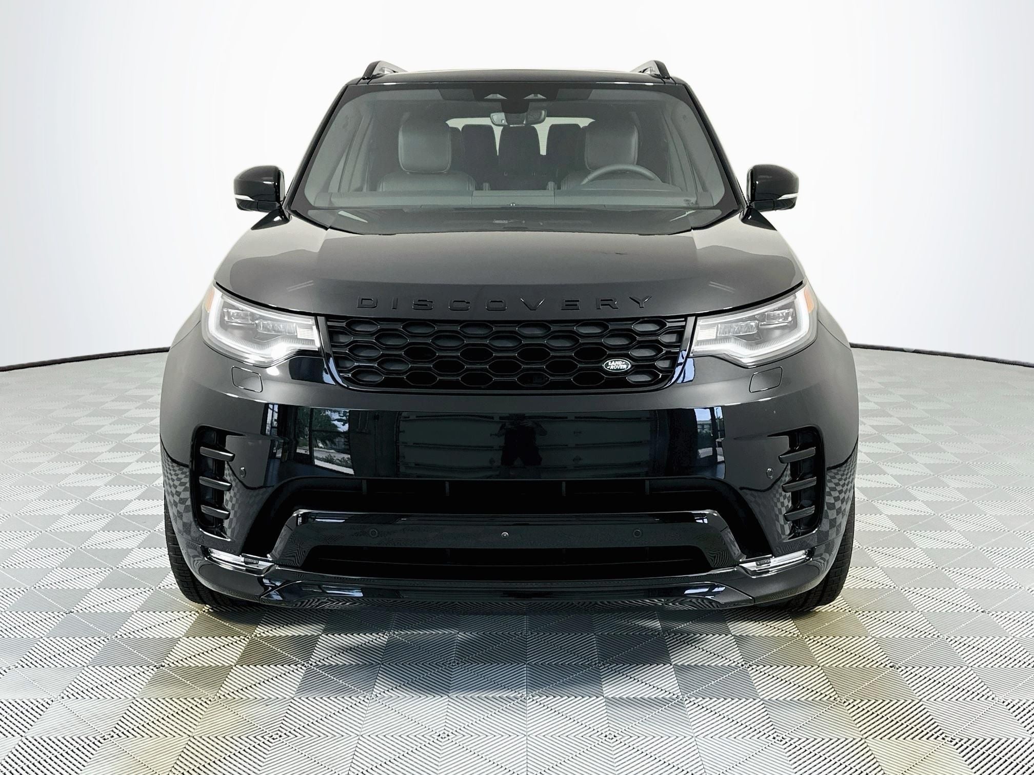 2026 Land Rover Discovery Dynamic SE