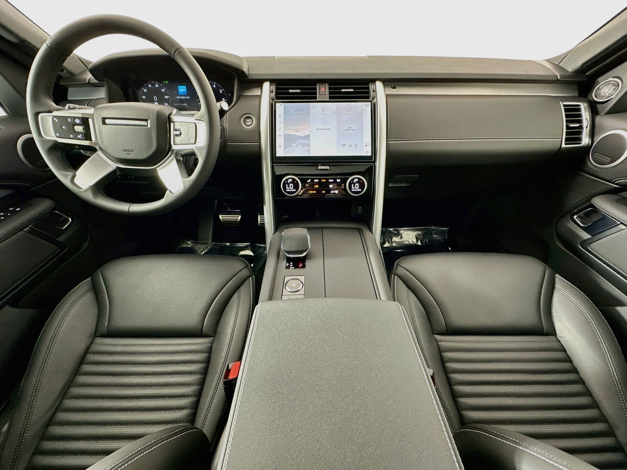 2026 Land Rover Discovery Dynamic SE