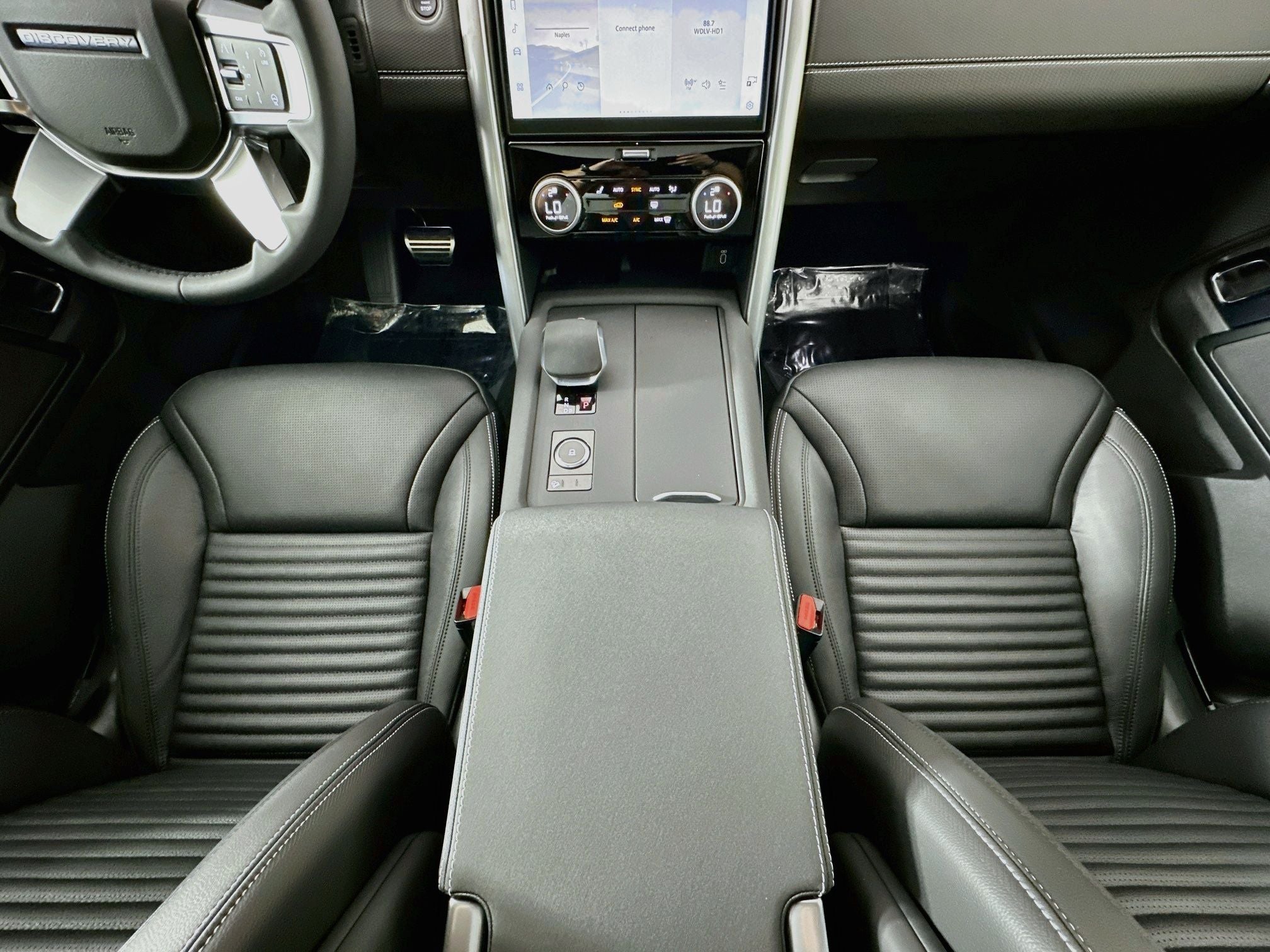 2026 Land Rover Discovery Dynamic SE