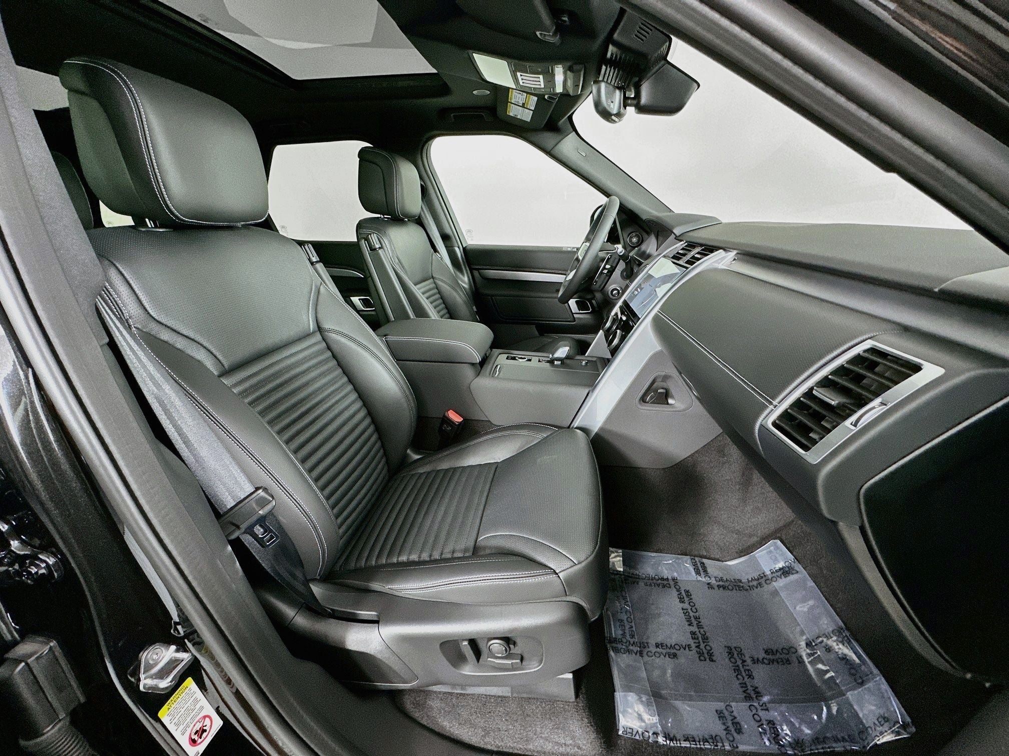2026 Land Rover Discovery Dynamic SE