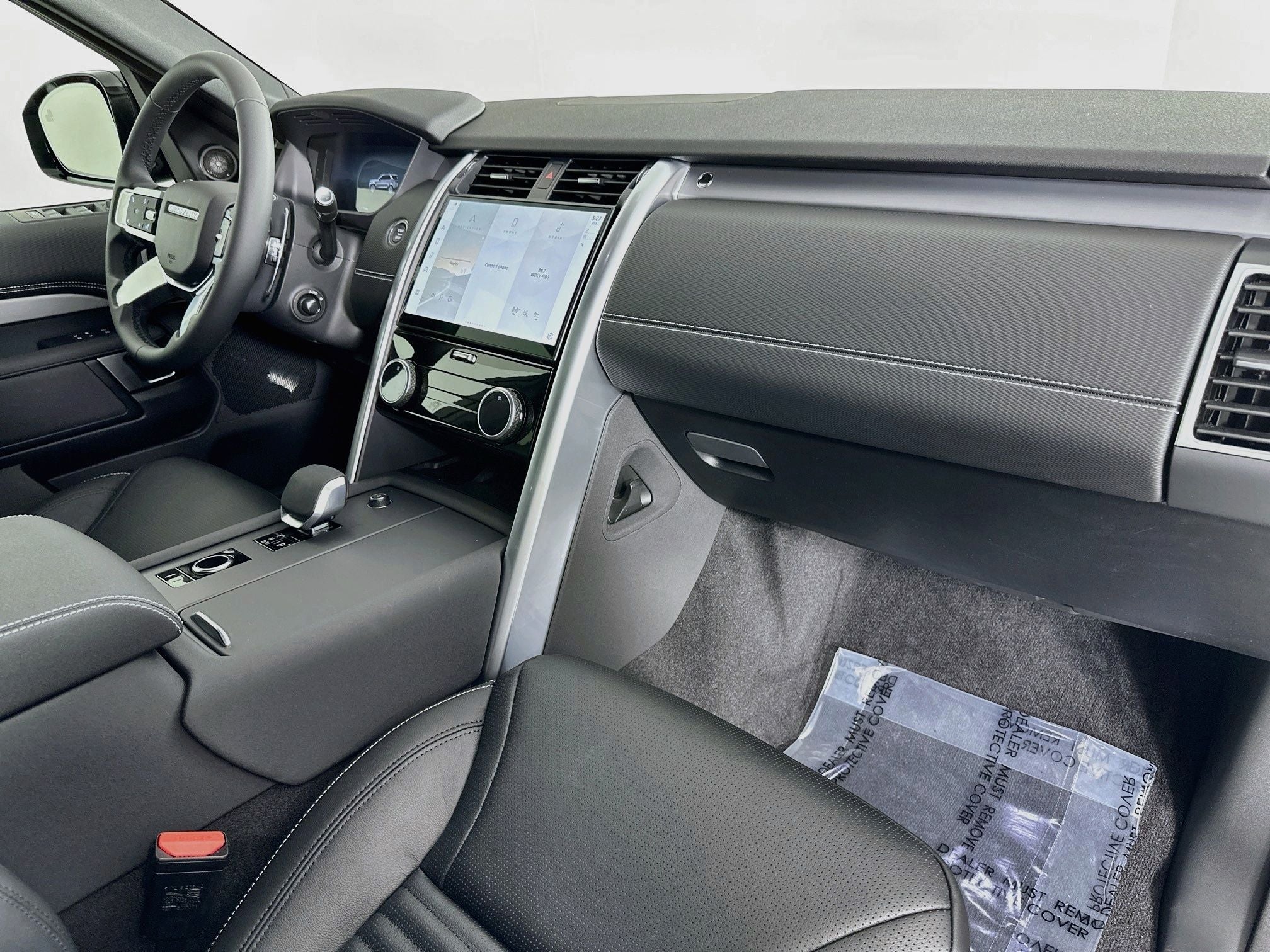 2026 Land Rover Discovery Dynamic SE